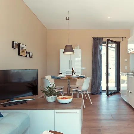 Apartment Simply Ueberackern